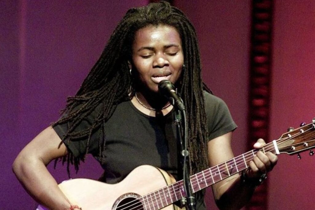 Tracy Chapman: A Musical Icon of Social Consciousness and Storytelling