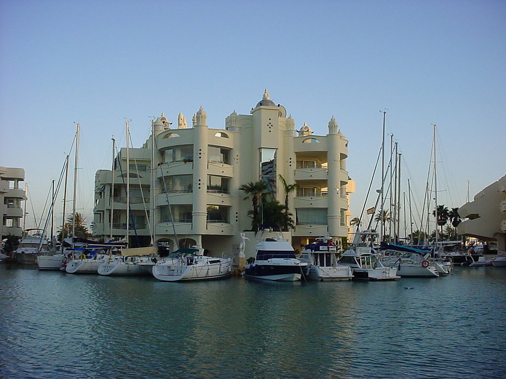 You are currently viewing Benalmádena