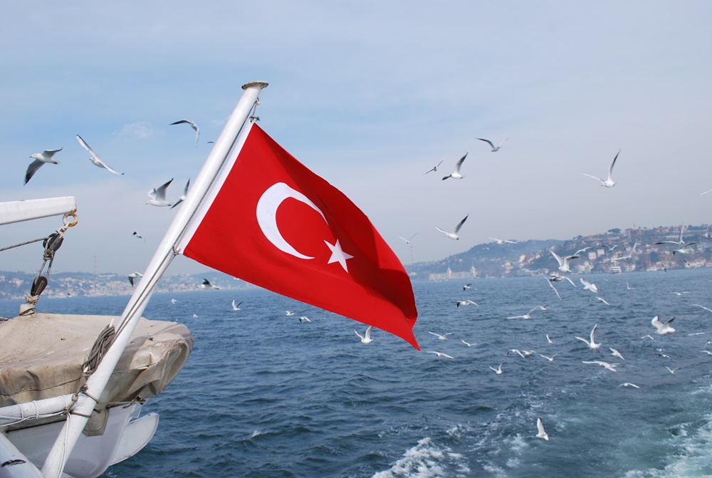 You are currently viewing A Boat Ride on the Bosphorus, Turkey