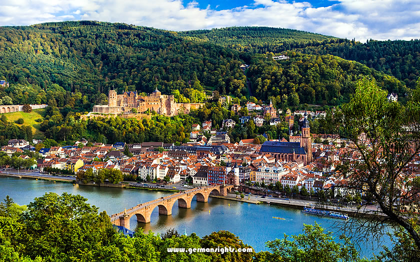 You are currently viewing Heidelberg: A Romantic Jewel on the Neckar RiverHeidelberg