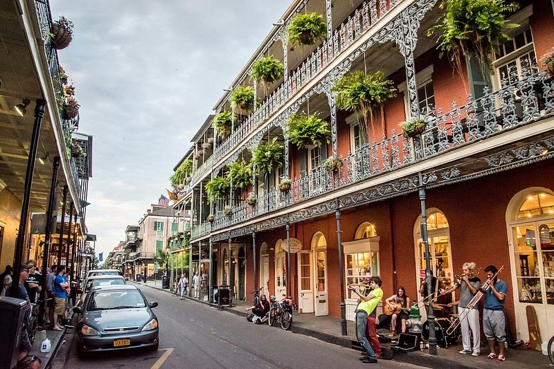 You are currently viewing New Orleans: The Soulful Crescent City of Culture, Music, and Culinary Delights