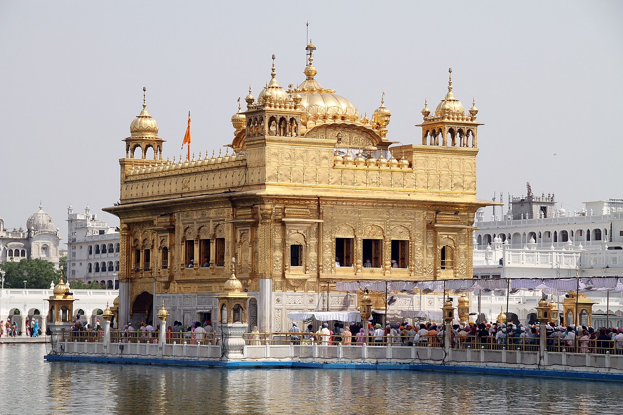 You are currently viewing Golden Temple, India