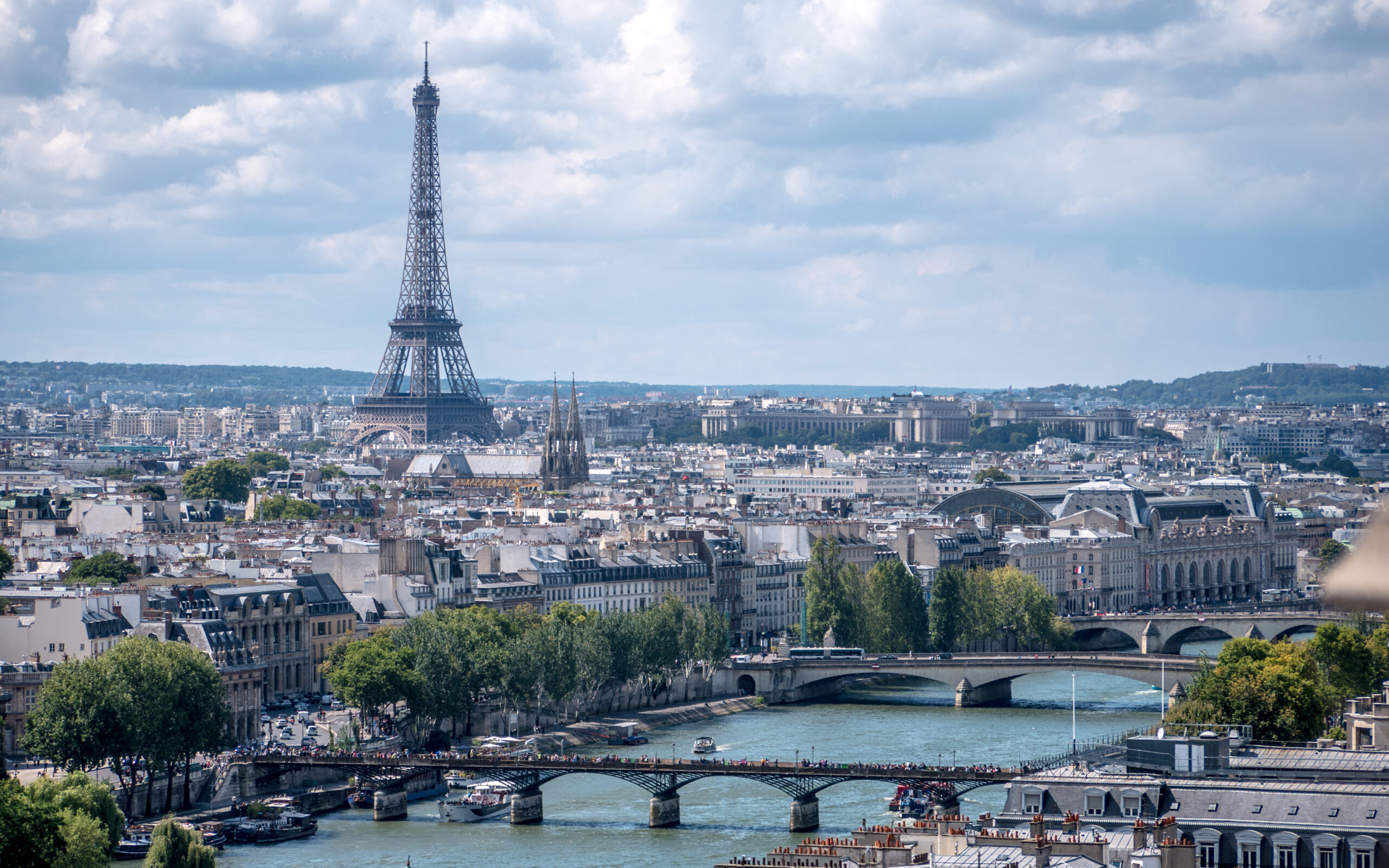 You are currently viewing Paris