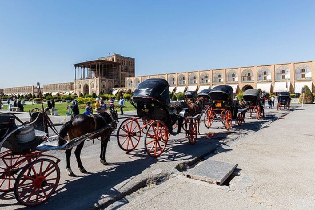 Naqsh-e Jahan Square, Isfahan