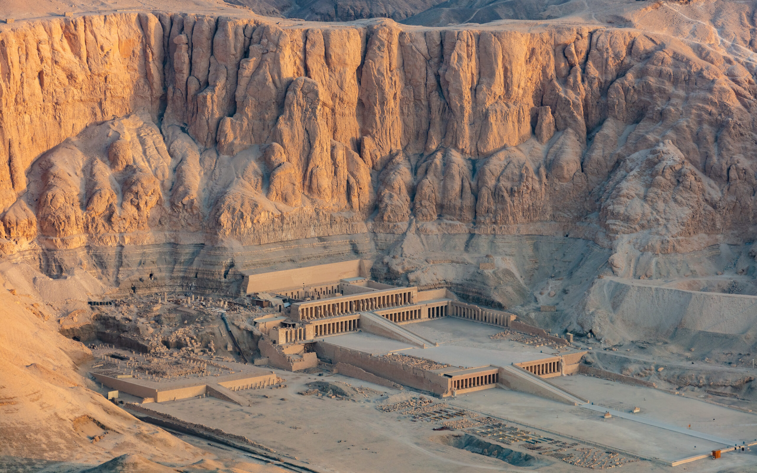 You are currently viewing Temple of Hatshepsut at Deir el-Bahari, Egypt