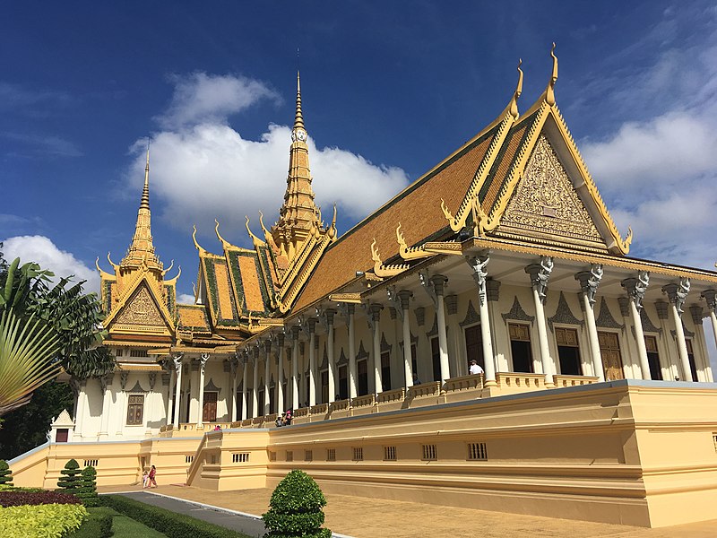 You are currently viewing Royal Palace, Phnom Penh, Cambodia