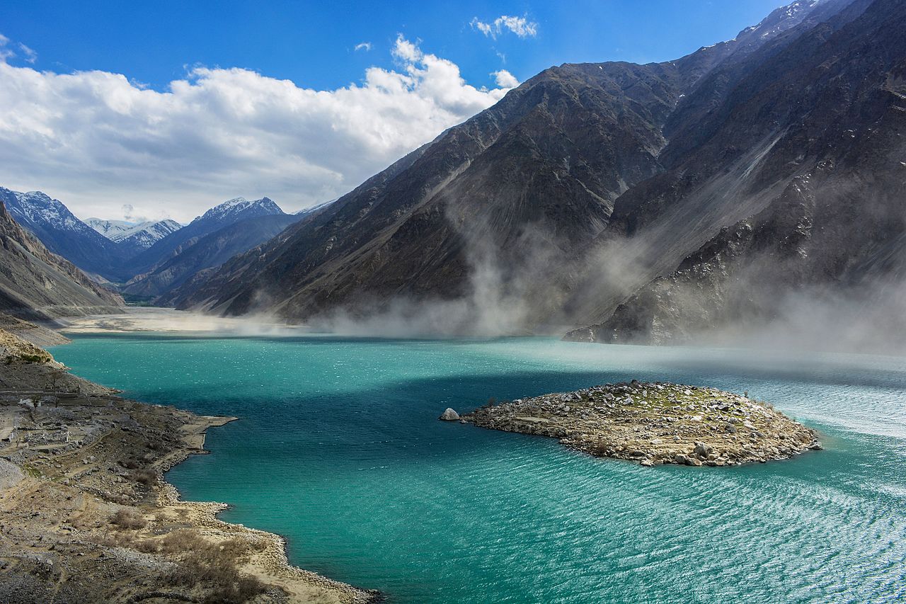 You are currently viewing Satpara Lake, Pakistan