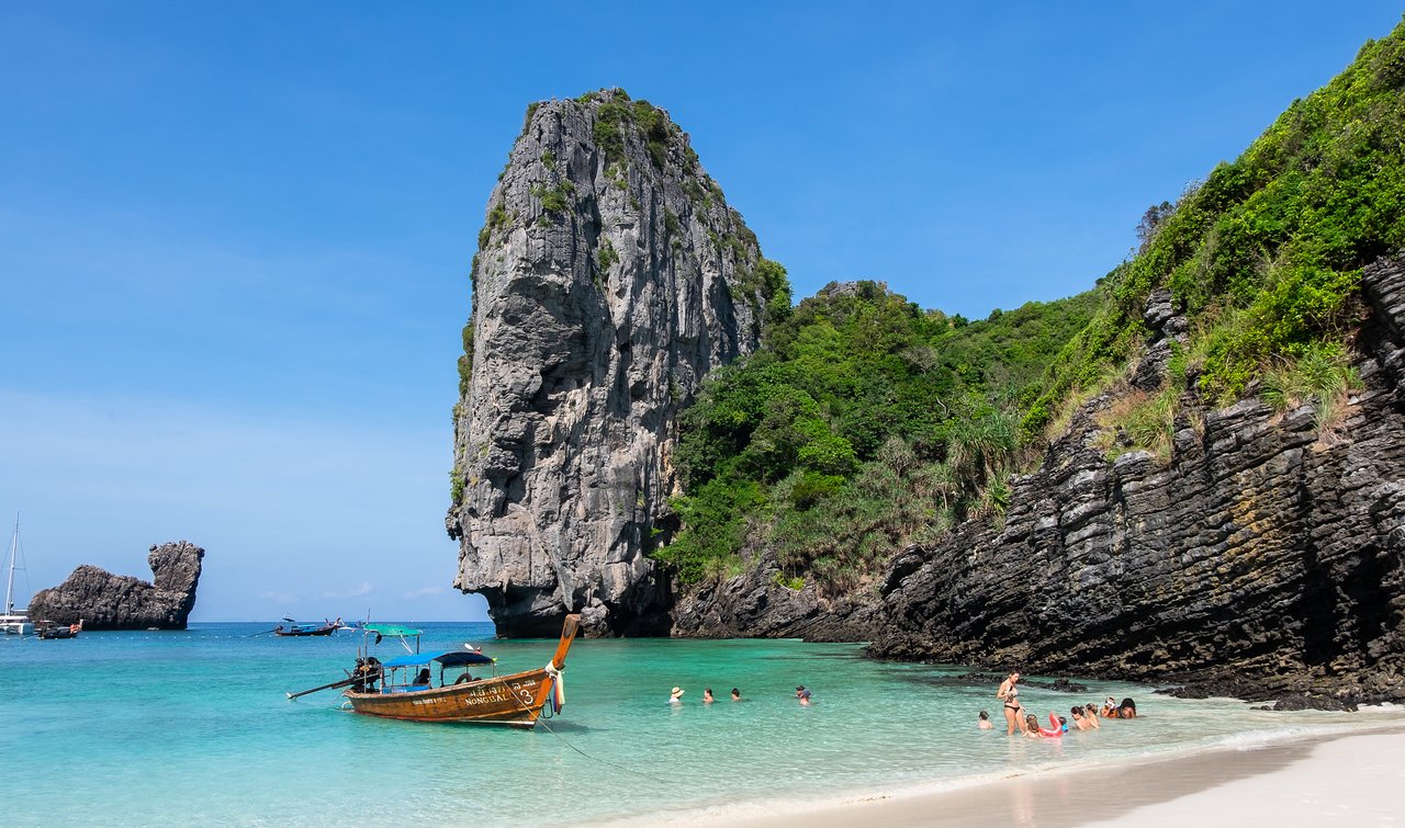 You are currently viewing Phuket