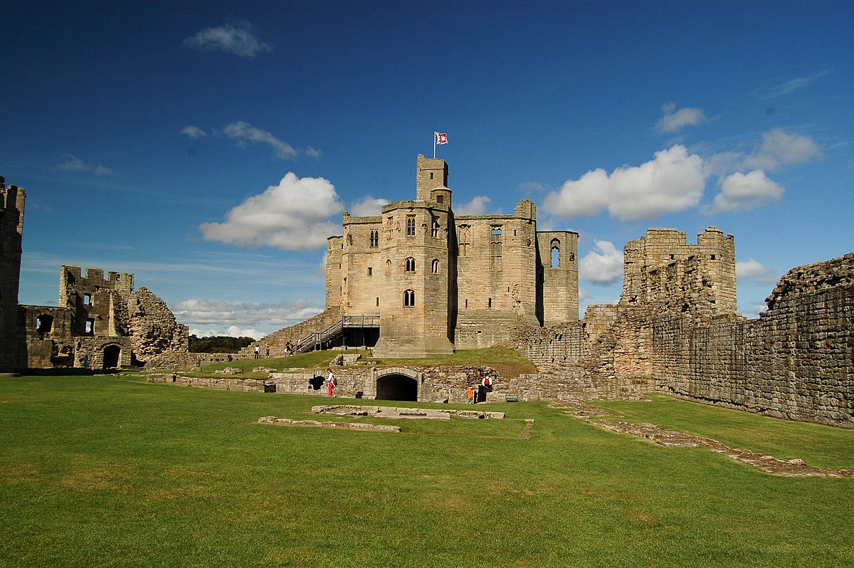 You are currently viewing Warkworth Castle