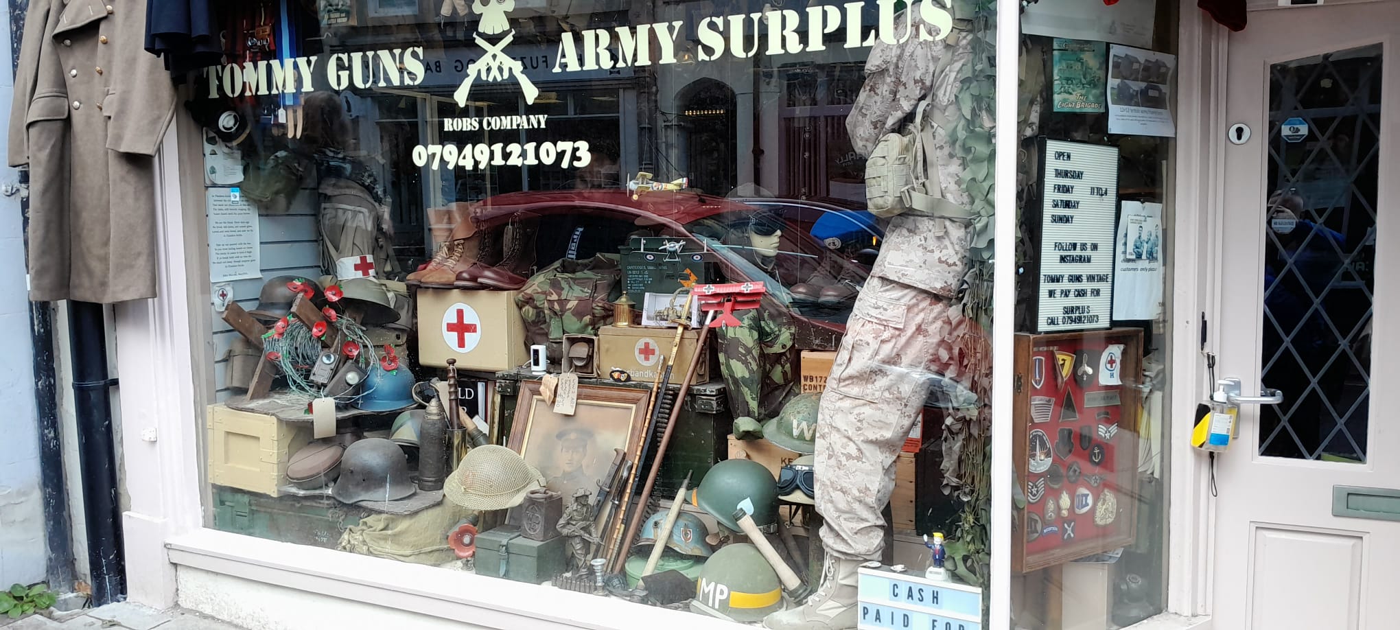 You are currently viewing Tommy Guns Army Surplus