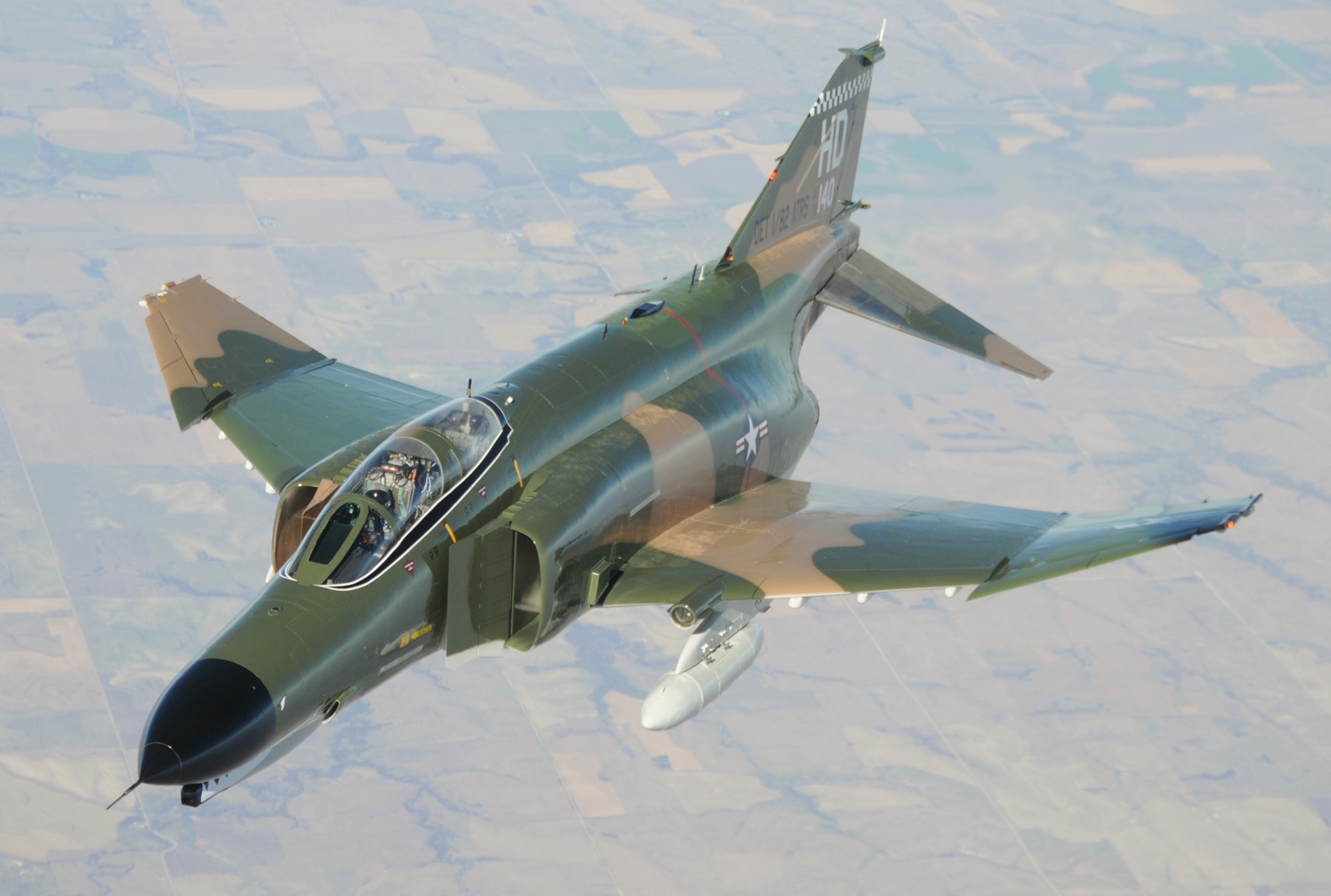 You are currently viewing McDonnell Douglas F-4 Phantom II