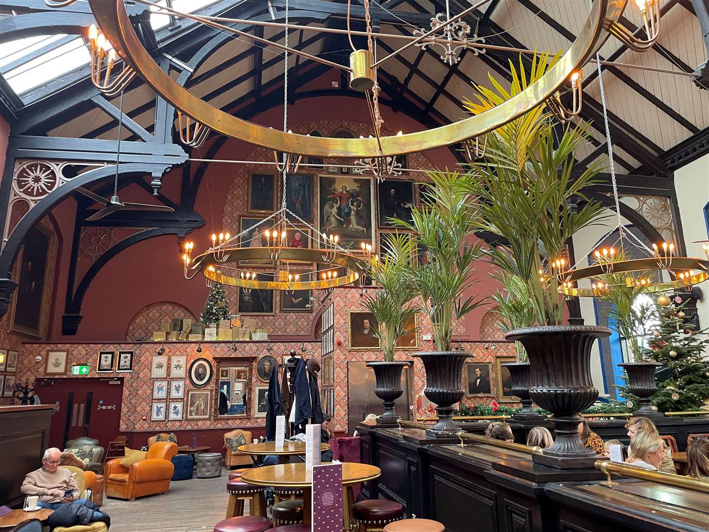 You are currently viewing Cosy Club Lincoln: A Blend of History, Hospitality, and Contemporary Charm