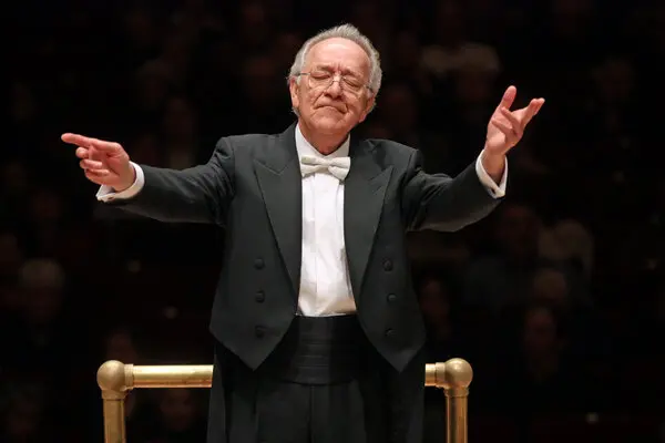 You are currently viewing St Petersburg Philharmonic Orchestra, Yuri Temirkanov