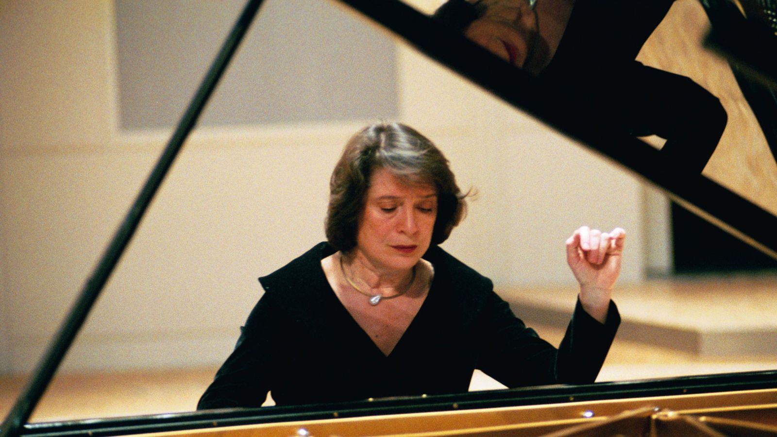 You are currently viewing Elisabeth Leonskaja: A Life Devoted to Music