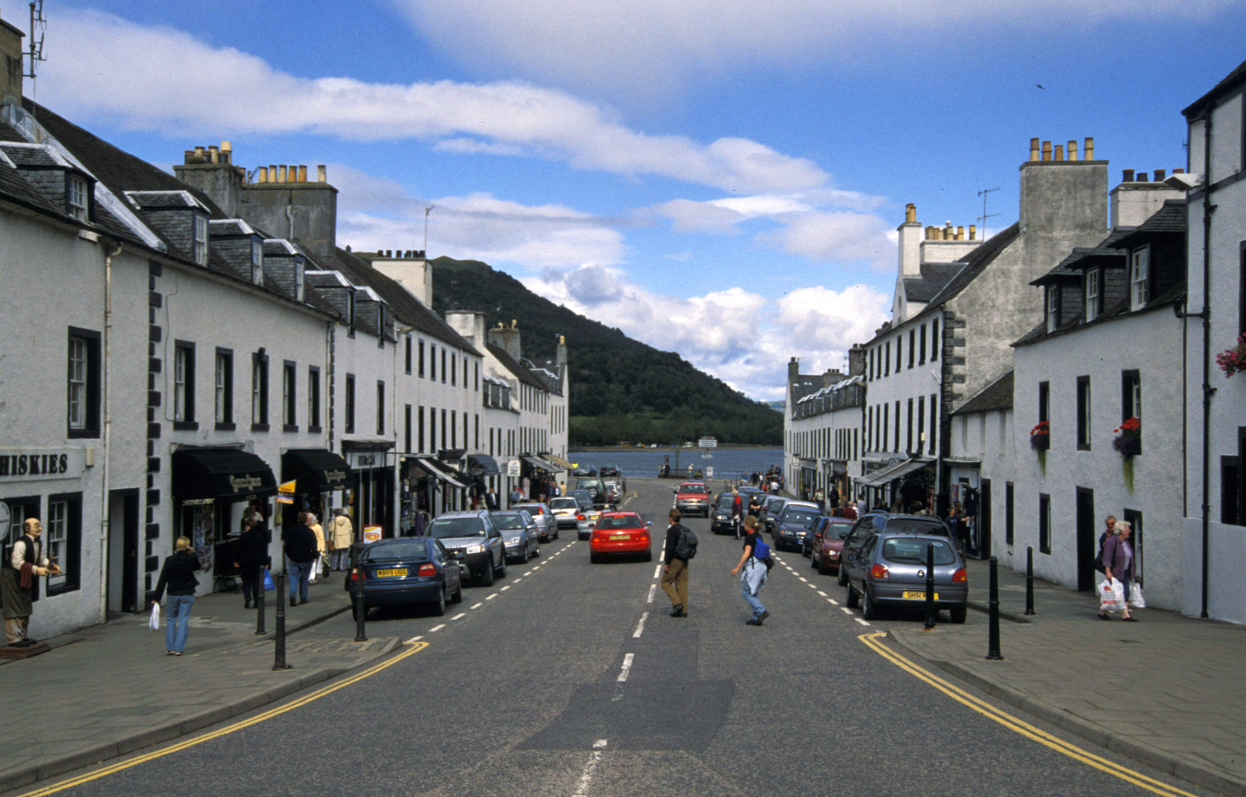 You are currently viewing Inveraray: A Historic Town on the Shores of Loch Fyne