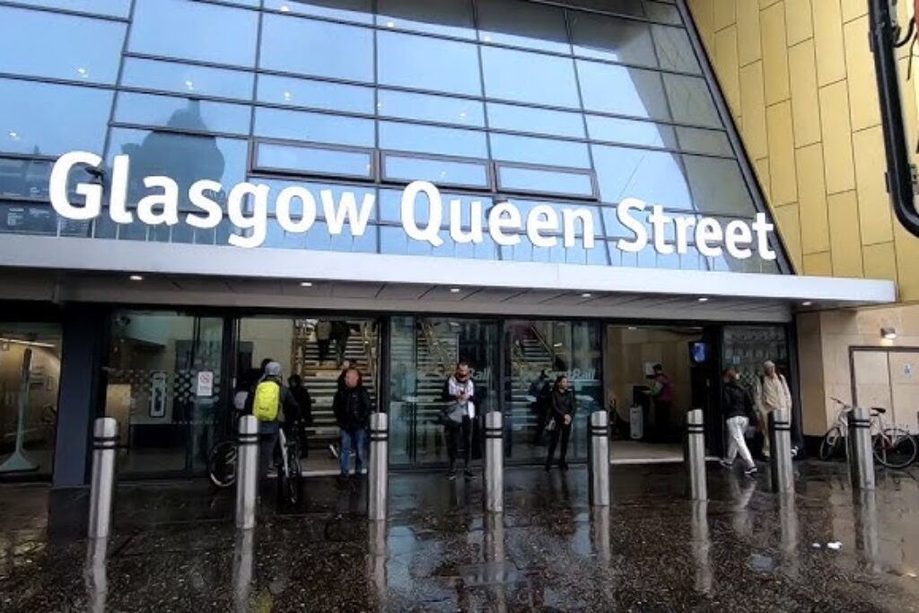 Glasgow Queen Street Railway Station: A Gateway to Scotland’s Heartland