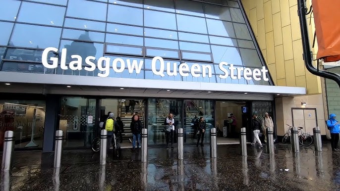 You are currently viewing Glasgow Queen Street Railway Station: A Gateway to Scotland’s Heartland