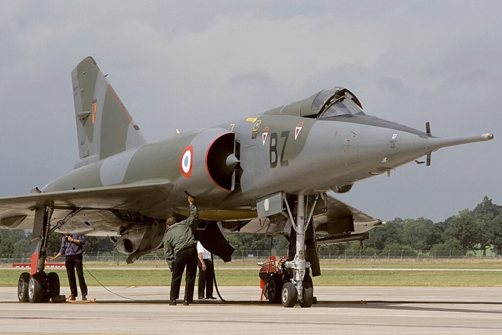 Dassault Mirage IV: France’s Supersonic Sentinel of the Cold War