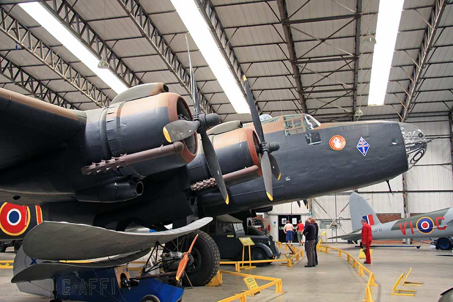 You are currently viewing Handley Page Halifax: The Stalwart Bomber of WWII