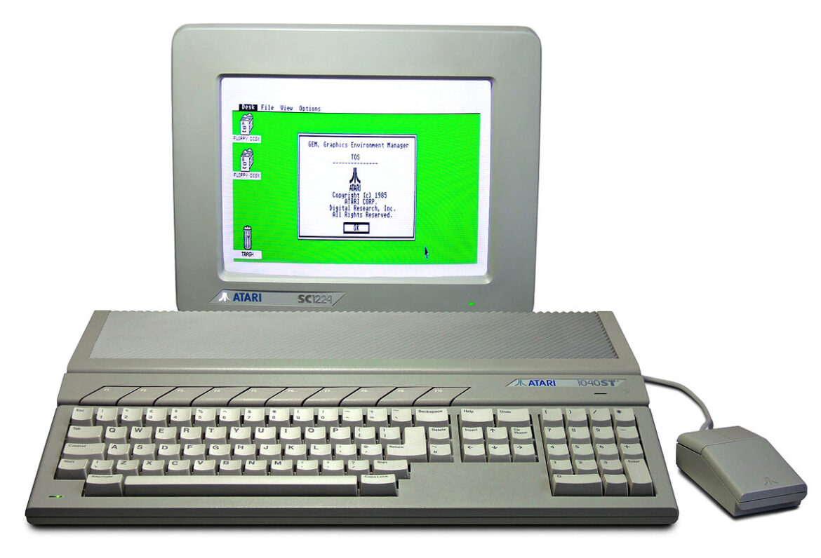 1200px-Atari_1040STf