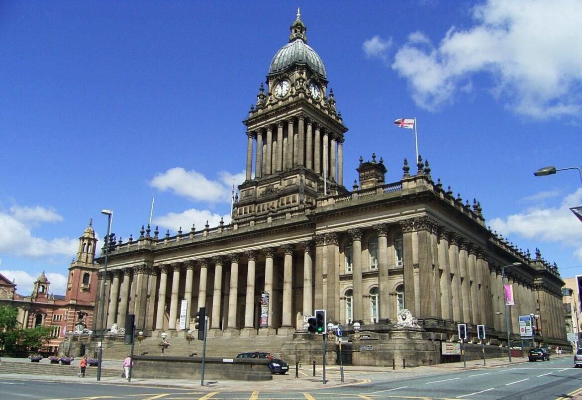 leeds-town-hall-1