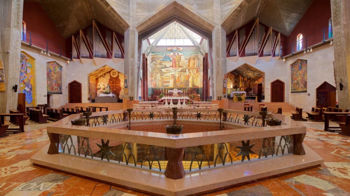 334814-Basilica-Of-The-Annunciation