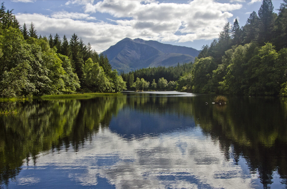 Glencoe_Lochan._-_panoramio_(10)